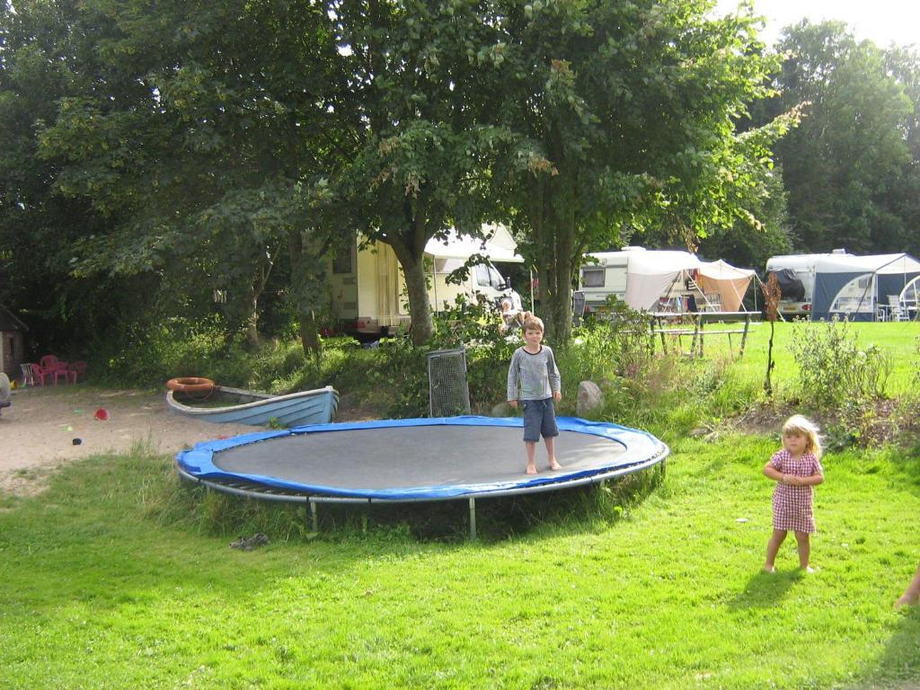 Hjemstavnsgardens Camping & Cottages Glamsbjerg Buitenkant foto