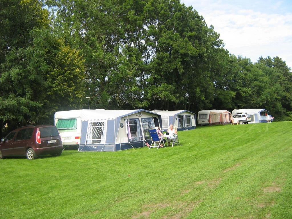 Hjemstavnsgardens Camping & Cottages Glamsbjerg Buitenkant foto